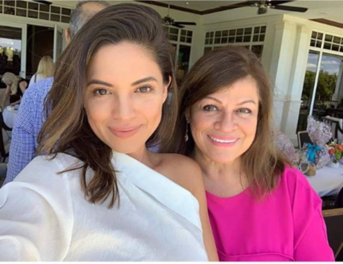 La presentadora Pamela Silva Conde publicó el siguiente mensaje: <br/>'Hoy y siempre te celebro madre mía. Gracias por inculcarnos que el amor no discrimina, no tiene límite y que lo cura todo. ¡Feliz día de las madres!/ She’s not a regular mom, she’s a cool mom. Celebrating this beauty today and everyday. Happy Mother’s Day! #mothersday #loveher #coolmom #grateful'