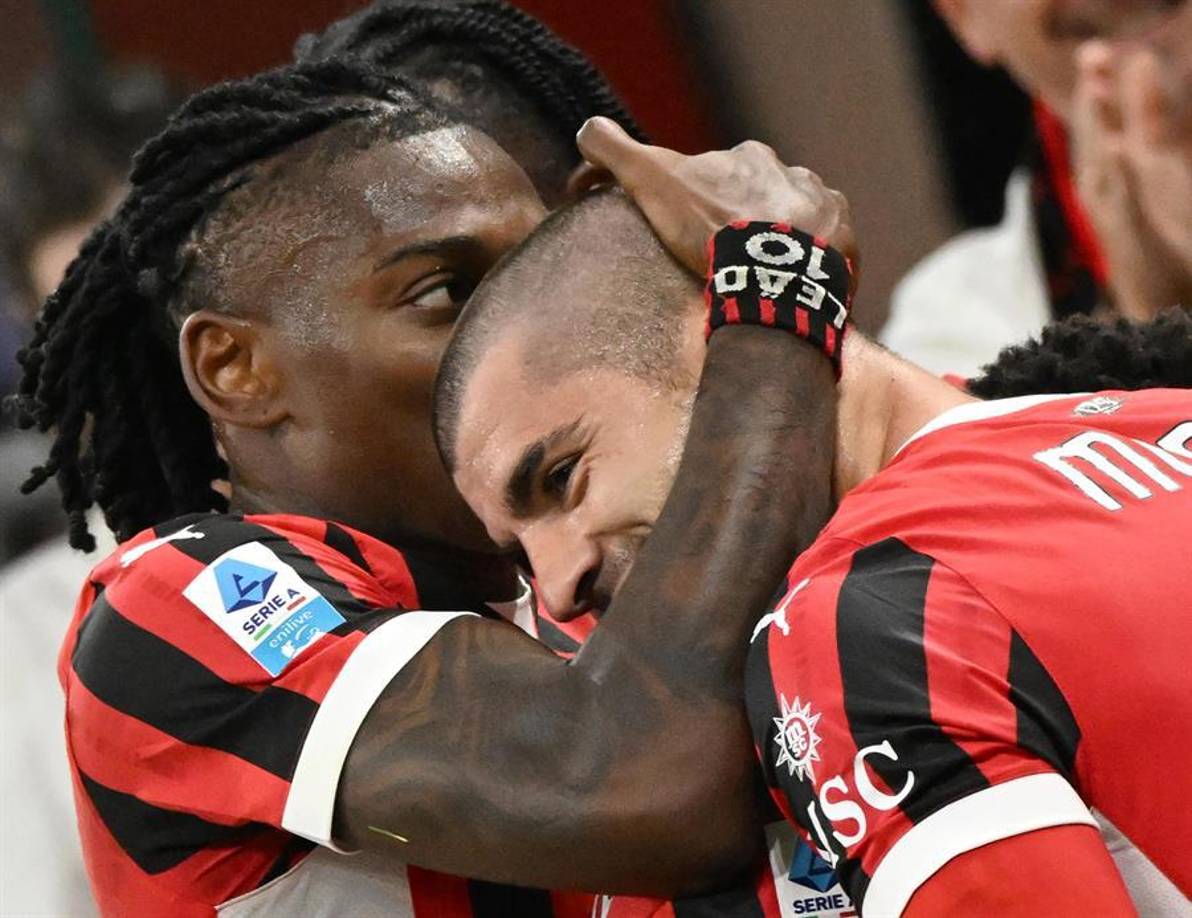 Morata sorprendió al aparecer con la cabeza completamente rapada.