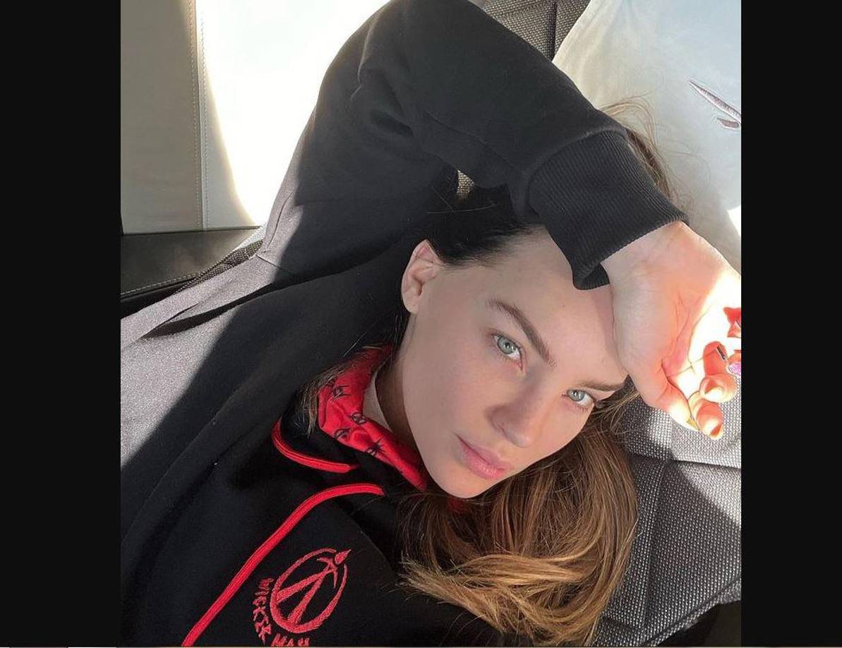 Y es que la cantante y actriz nacida en España reveló que vienen muchas sorpresas para sus fans; una de ellas podría ser su regreso a las telenovelas.