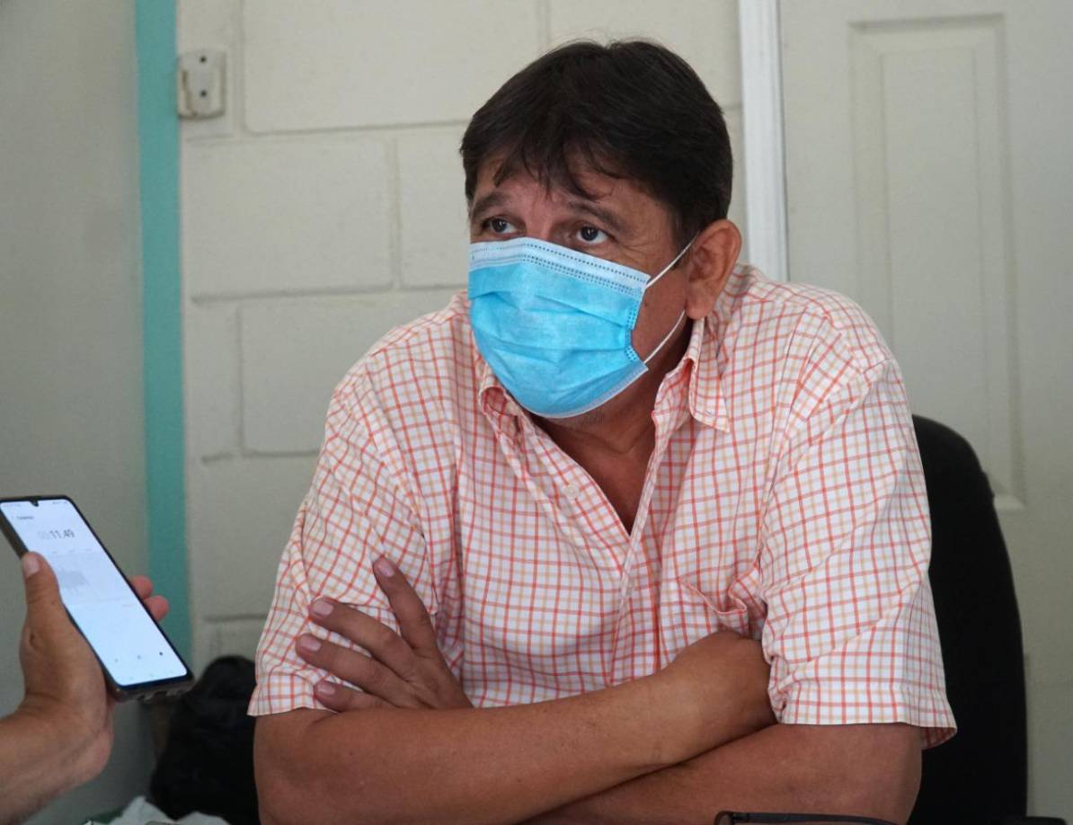 El subdirector del CTHA, Ricardo Antonio Arita, dijo que los casos de los desaparecimientos de los alumnos Luis David Cardona y Allison Sujey Alvarado Delgado están “alejados de lo que es la parte del Técnico Alemán porque aquí no tenemos nada que ver en esas situaciones porque son cosas muy personales que tienen que verse a título de familia”.