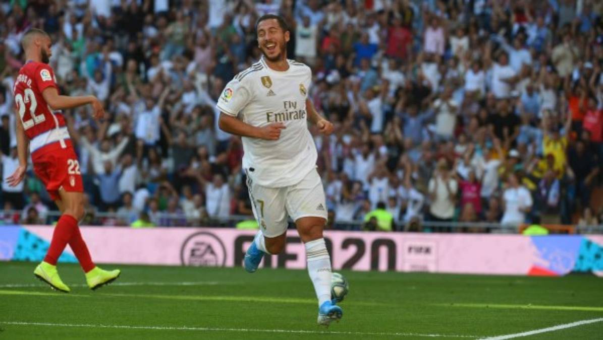 El extremo ofensivo Eden Hazard anotó su primer gol oficial con la camiseta del Real Madrid. Su anotación llegó al minuto 46 ya sobre el cierre de la primera parte y era el 2-0 ante Granada.