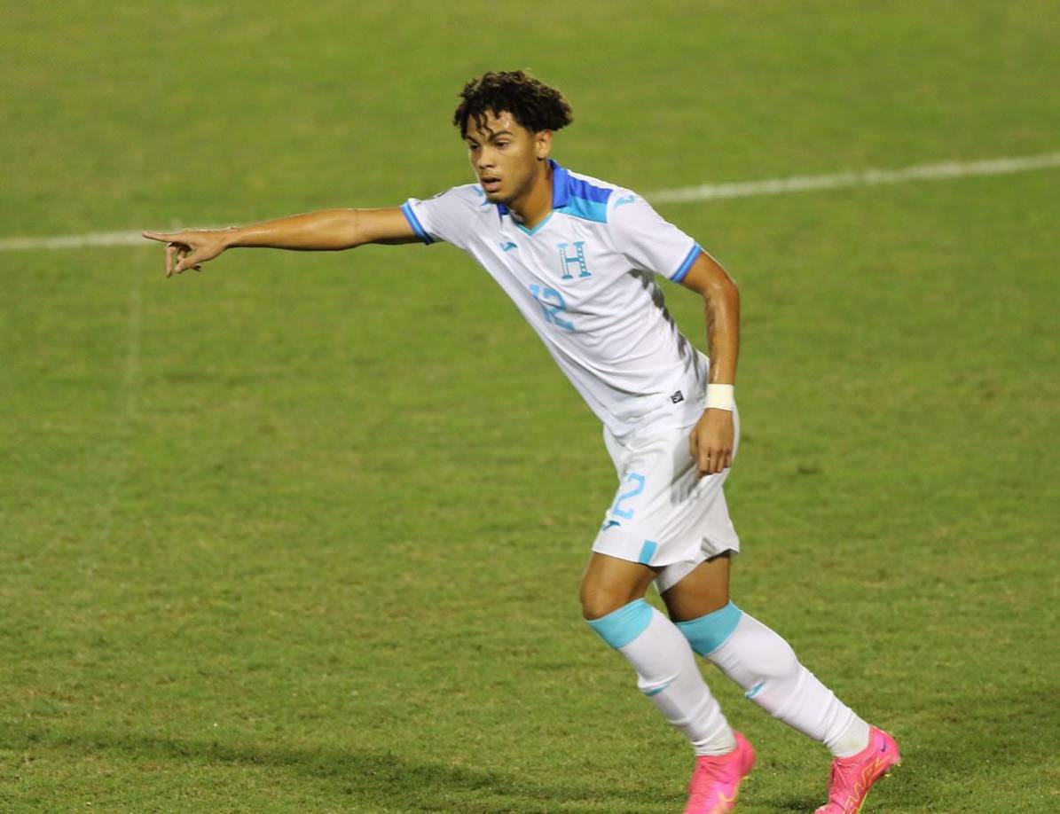 VOLANTES: David Ruiz - Inter Miami, MLS. Pese a que no atendió el llamado en los juegos ante Cuba, todo apunta a que será tomado en cuenta por Rueda. Ruiz estuvo en los Juegos Panamericanos con la sub-23.