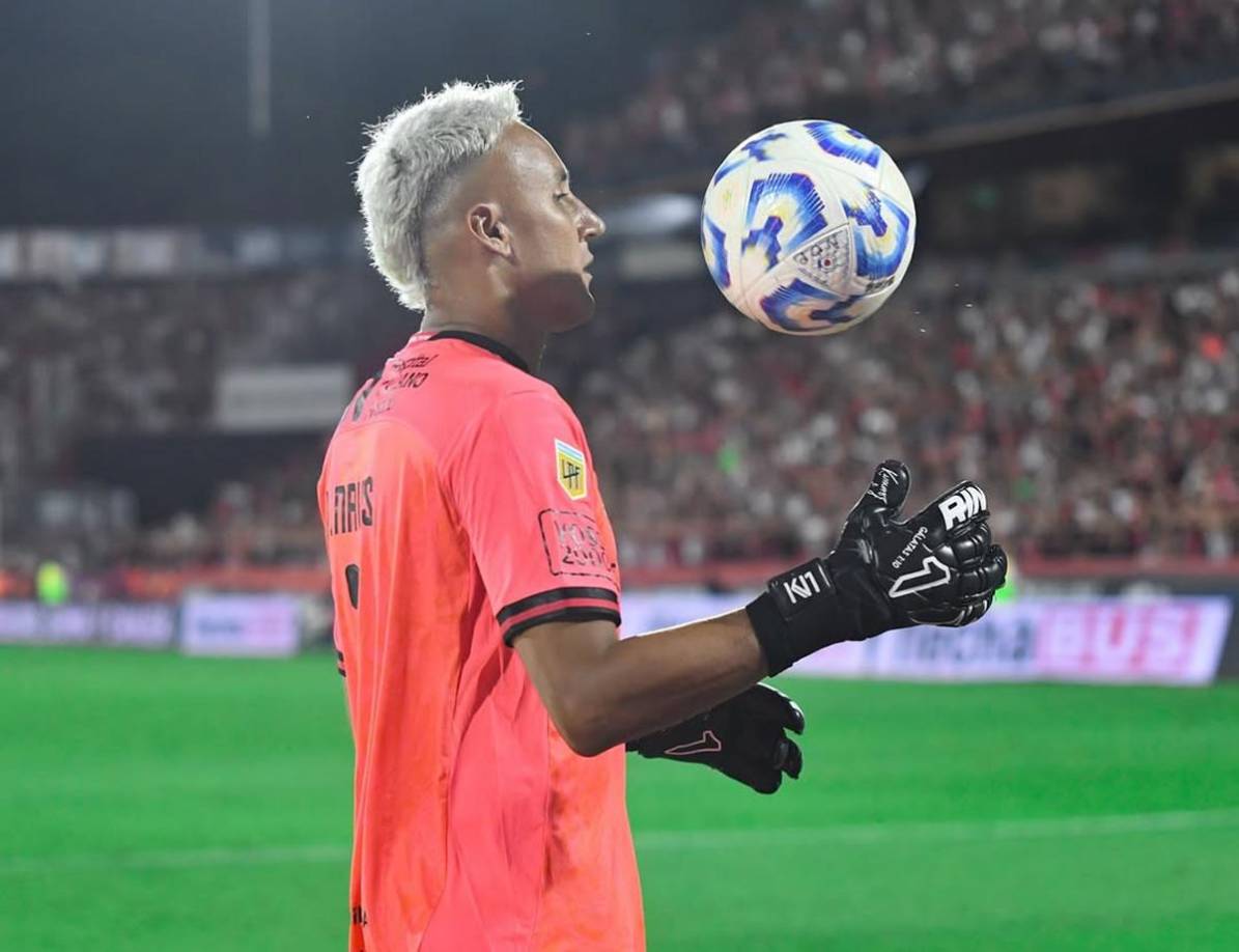 Esta gran tapada provocó que Keylor Navas recibiera el premio a la gran figura del partido en su debut con la camisa de Newell’s, de acuerdo a la transmisión oficial.