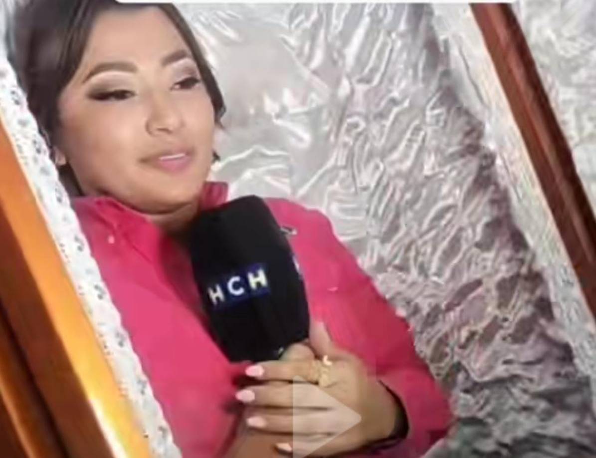 El reportaje que Milagro estaba realizando era porque ya se aproxima el día de los difuntos, a pesar de que se le miraba un poco nerviosa, le preguntaron si no le daba miedo. 