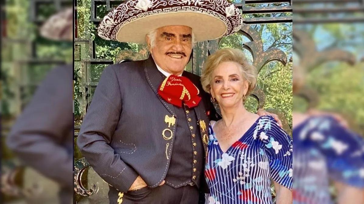 La esposa de Vicente Fernández tendrá que permanecer en reposo por lo menos una semana.