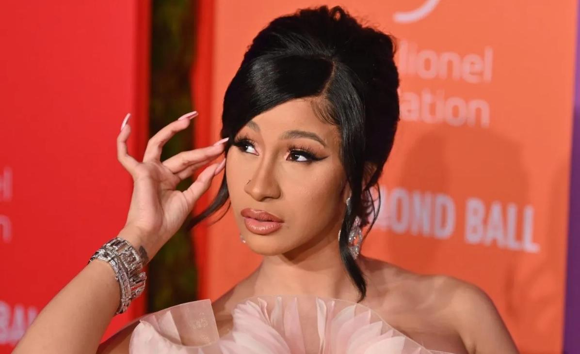 Cardi B demanda a youtuber que dijo que la cantante tiene VPH y herpes