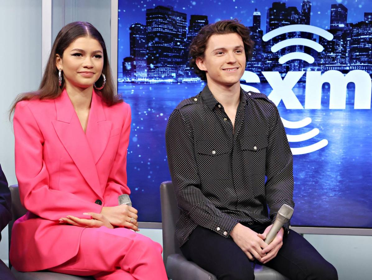 Tom Holland mantiene una relación amorosa con la actriz Zendaya.