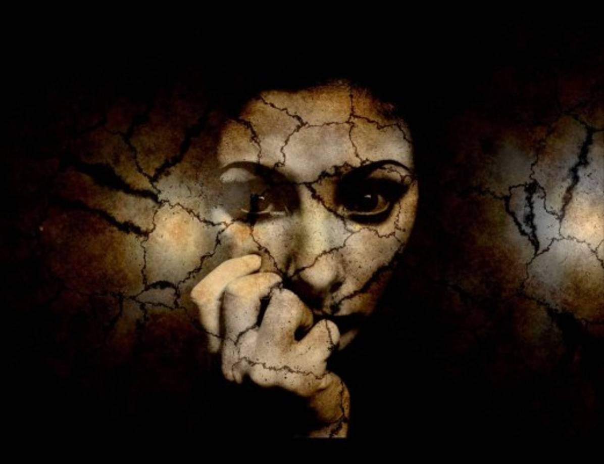 Todo está en tu mente<br/><br/>Thomas Gilovich, del departamento de psicología de la Universidad de Cornell, explica que nuestros cerebros realizan asociaciones con el día en particular, por lo que da prioridad a los mitos que tienen que ver con la 'mala suerte'. <br/><br/>Si te sucede algo malo un viernes 13, tu mente asociará los dos hechos en tu mente para siempre, pero si ocurre en cualquier otra fecha, la asociación no existirá.<br/><br/>