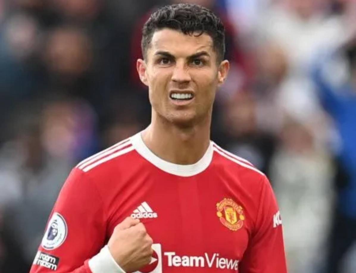 El Manchester United le puso un ultimátum a Cristiano Ronaldo por no presentarse a la pretemporada. De acuerdo a Be Soccer, el entrenador Eric Ten Hag se comunicó con el ariete portugués para decirle que, si no se incorporaba pronto a la pretemporada en Australia, sería desconvocado.