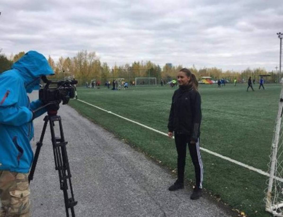 ES la árbitro de fútbol más sensual del planeta