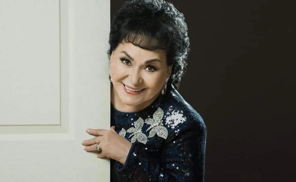 La actriz mexicana Carmen Salinas es hospitalizada de emergencia