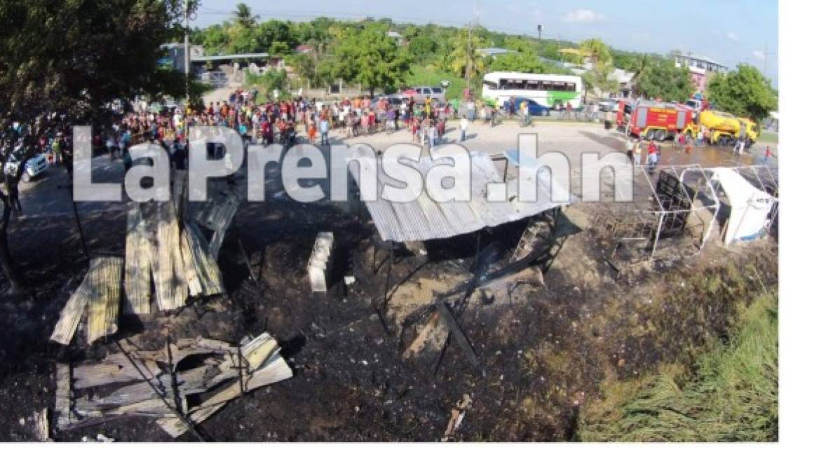 El paso vehicular quedó interrumpido por varios kilómetro en el carril derecho, de San Pedro Sula a El Progreso.