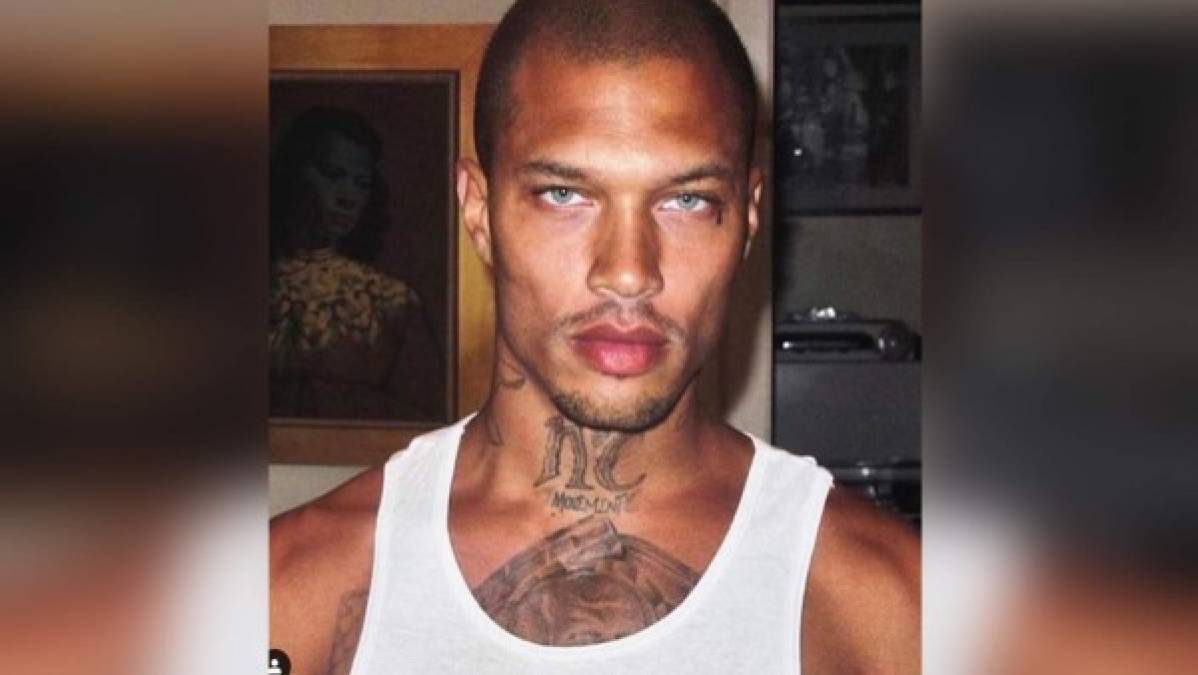 La espectacular vida de Jeremy Meeks, el exconvicto que ahora es todo un modelo casado con la multimillonaria Chloe Green, hija de Philip Green; continúa deslumbrando en redes sociales.