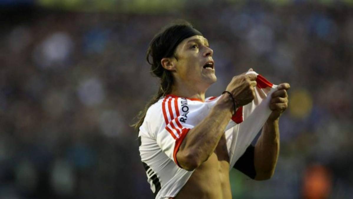 Matías Almeyda regresó a River Plate en 2010, tras par de años en el retiro. Después fue el entrenador que ascendió el club a Primera División tras el fatídico descenso.