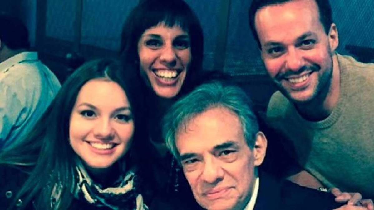 Hace más de un año, los tres hijos de José José compartían imágenes juntos en sus redes, y hasta se presentaban los tres en entrevistas para medios mexicanos.