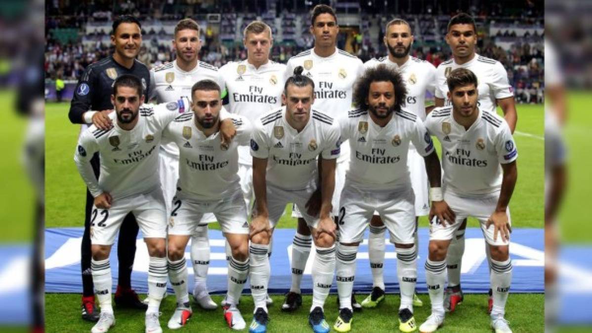 La UEFA tampoco incluyó a ningún jugador del Real Madrid, ya que su pronta eliminación concuerda con la mala temporada que tuvieron.