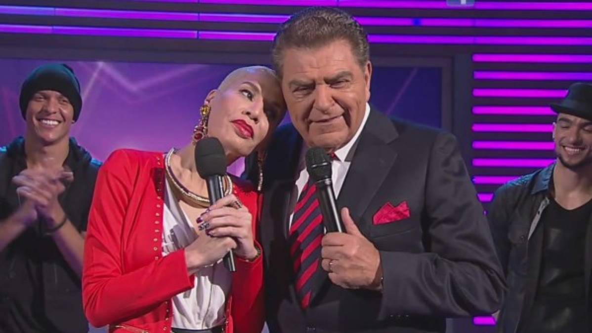 Don Francisco con Ivy Queen.