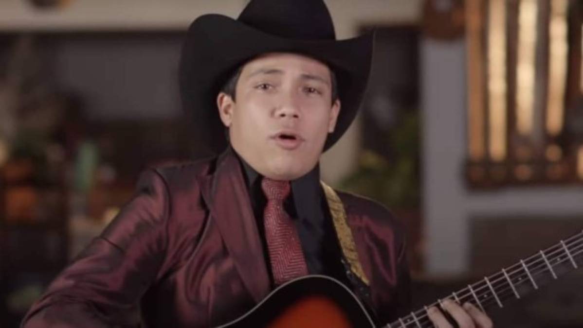 El joven y reconocido cantante de música de banda fue ultimado a balazos en la colonia Los Huizaches en Culiacán, Sinaloa.
