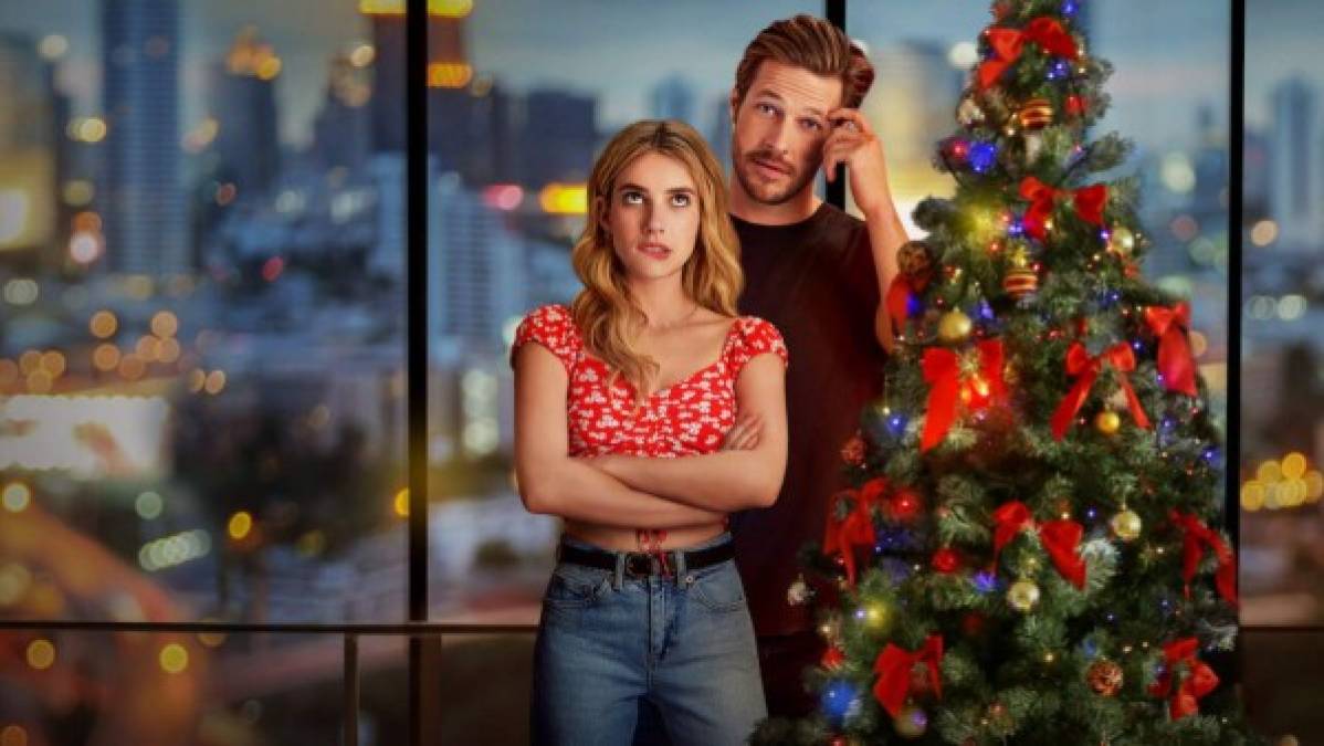 Amor de calendario (Holidate)<br/> Emma Roberts (Sloane) y Luke Bracey (Jackson) llegan a un trato por el cual se reunirá en todos los días festivos del año. Ellos quieren tener con quién reírse de los demás en las fiestas. Sin presión, ni expectativas.