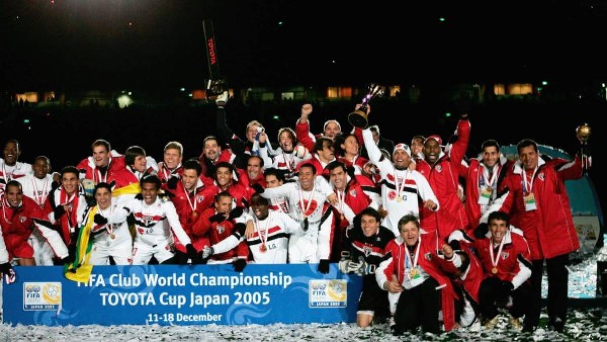 2005 - Sao Paulo: El campeón sudamericano derrotaría al Liverpool, en Japón, tras un férreo 1-0 que le dio el título a los brasileños.