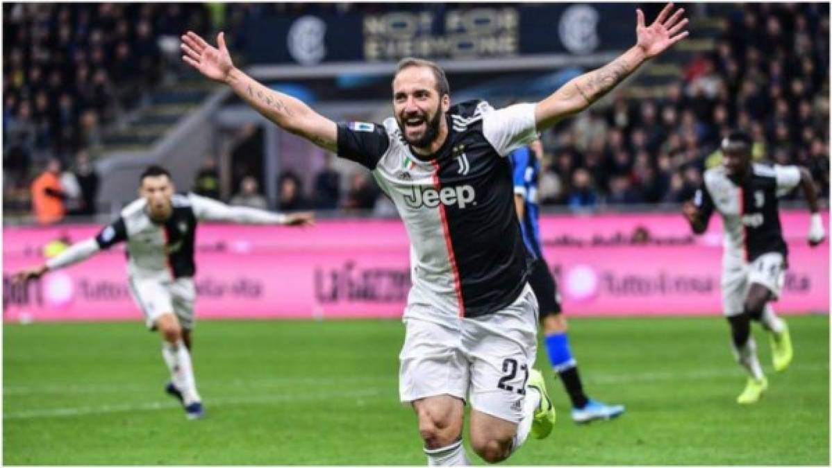 El PSG piensa en Higuaín como posible recambio de Cavani.L'Équipe afirma que el delantero argentino es una opción para los de Tuchel como sustituto del uruguayo.