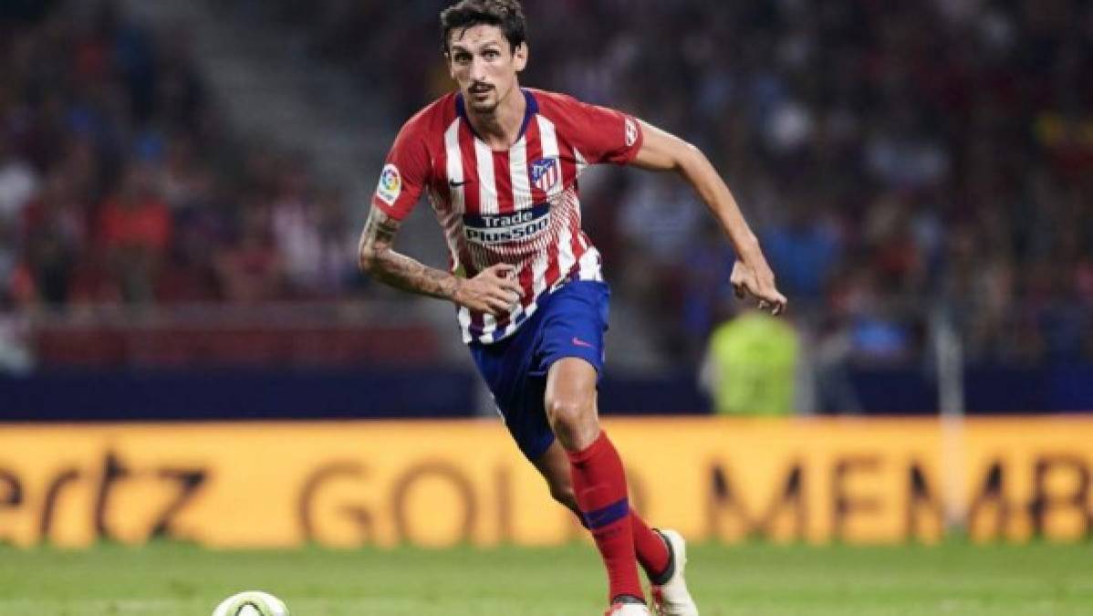 Stefan Savic: El Tottenham de Inglaterra se ha interesado en el fichaje del defensor serbio que milita en el Atlético de Madrid.