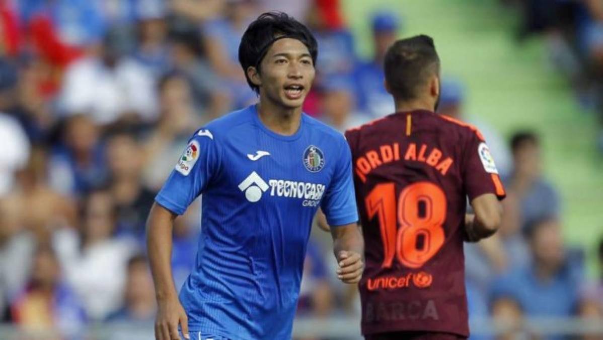 Gaku Shibasaki: El japonés estaría saliendo del Getafe y rumores indican que jugará en el Deportivo de la Coruña de la segunda división de España.