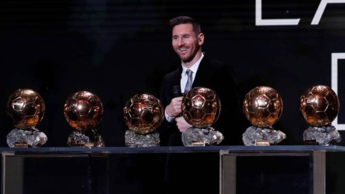 A nivel de equipos, Lionel Messi lo ha ganado todo como jugador del FC Barcelona. Además de seis balones de oro, el rosarino cuenta con 10 Ligas, 6 Copa del Rey, 8 Supercopa España, 4 Champions, 3 Supercopa Europa, 3 Mundiales de Clubes.