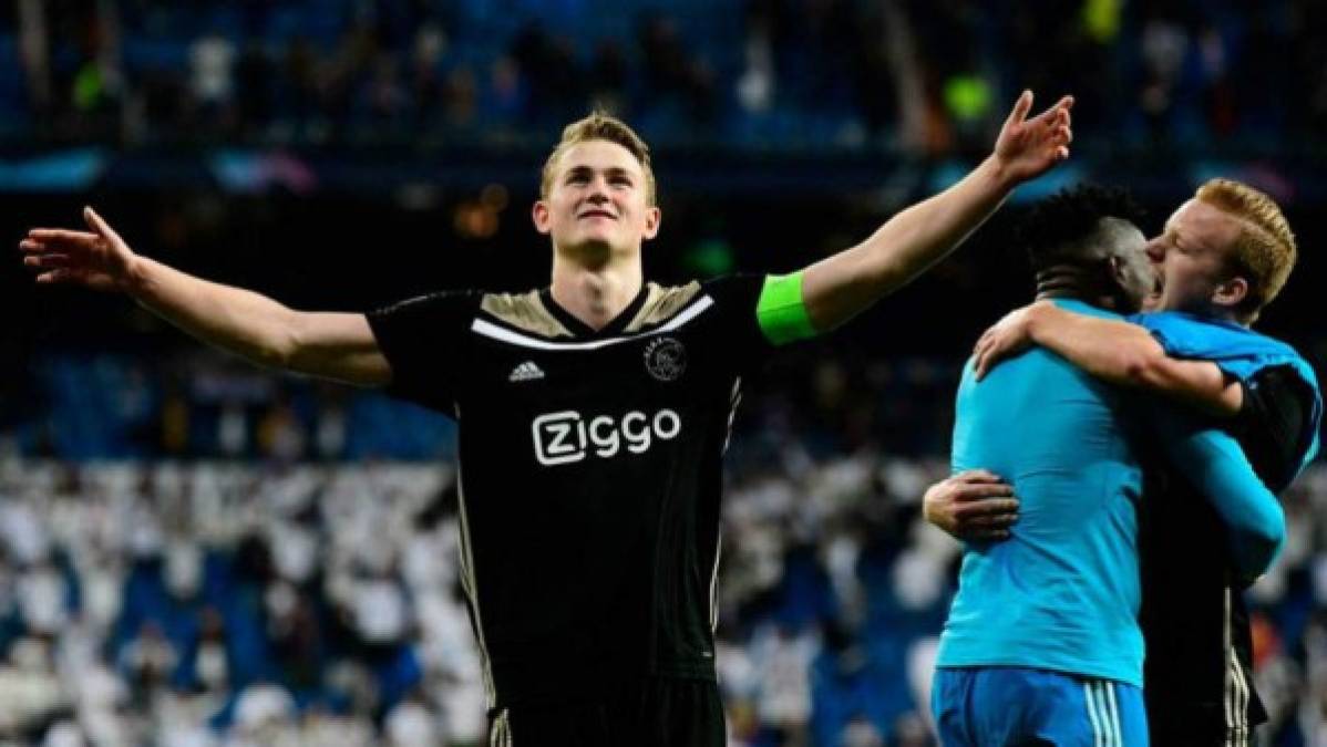 El FC Barcelona se ha marcado como un objetivo estratégico el fichaje de Matthijs de Ligt (19 años), central y capitán del Ajax que también es un fijo en la selección holandesa que dirige Ronald Koeman. Delegación del club catalán viajó a Holanda para tratar de ultimar su incorporación.