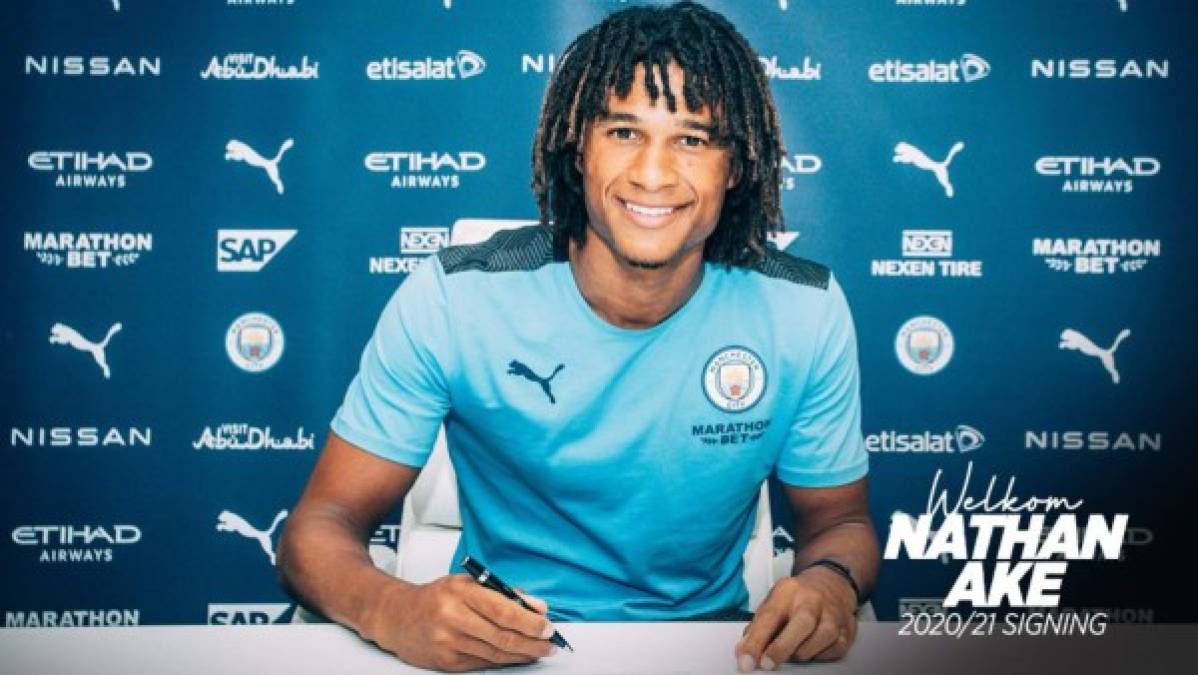 El Manchester City hizo oficial el fichaje del defensa internacional holandés Nathan Aké, procedente del Bournemouth, con un contrato por cinco temporadas y un monto de la operación de 45 millones de euros, según la prensa.<br/><br/>Ambos clubes se habían puesto ya de acuerdo en la operación, pero estaban a la espera de que el Chelsea renunciase a la opción que tenía sobre el jugador, al que traspasó al club del sur de Inglaterra en 2017. Aké, de 25 años y 13 veces internacional, es un defensa sólido, rápido y con buen dominio del balón.