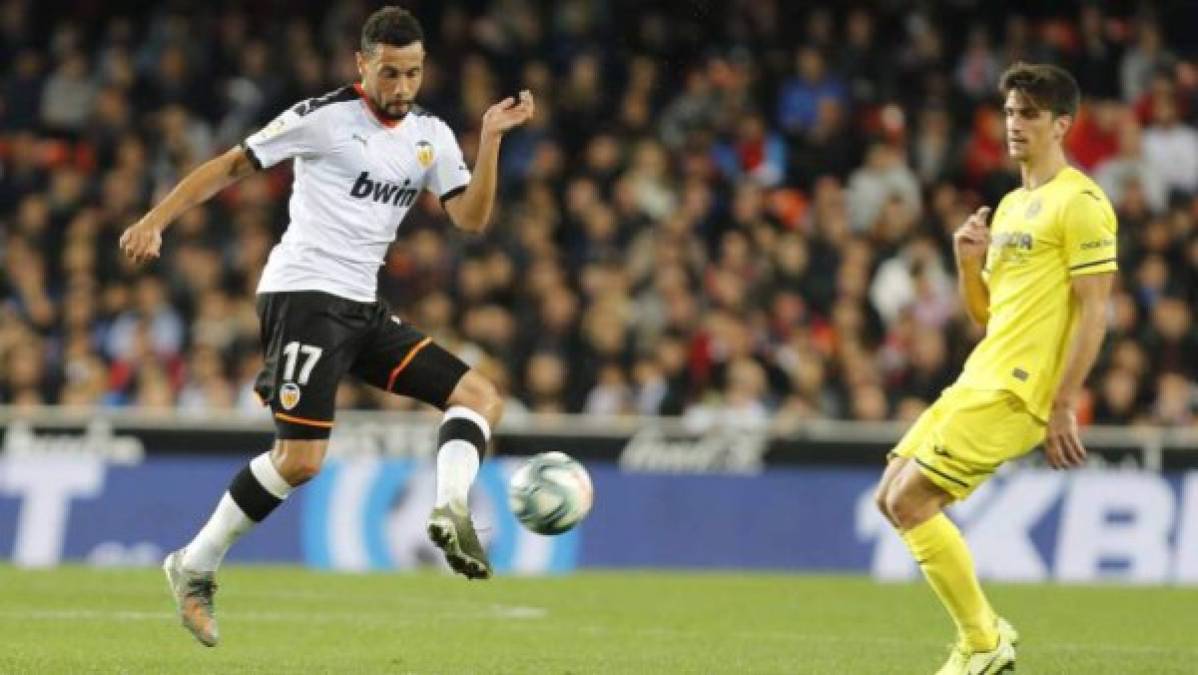 Francis Coquelin: Según la Cadena Cope, el Villareal estaría planeando fichar al mediocampista y le ofrece al Valencia 15 millones de euros. Esta semana sería clave para decidir el futuro del jugador de 29 años. Sus participación esta temporada ha sido notable, disputando un total de 36 encuentros.<br/>