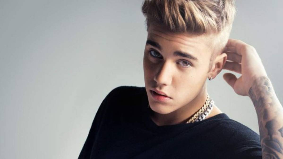 Aunque no ha dejado de lado su éxito musical, Justin Bieber se envolvió en escándalos, problemas de temperamento y varios medios de comunicación de EEUU, le señalaron de tener serios conflictos con las drogas.