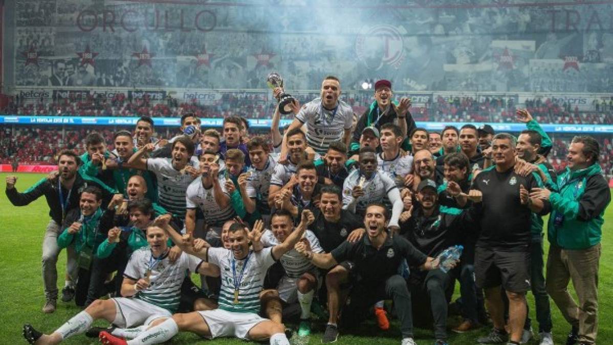 Santos Laguna (México) - Campeón del Torneo Clausura 2018.