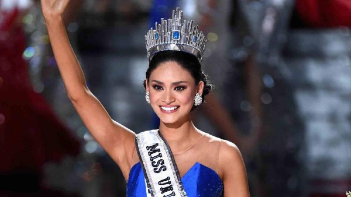 Pia Alonzo Wurtzbach - Filipinas - 2015<br/><br/><br/>La 64ª edición del certamen Miss Universo, correspondiente al año 2015, se realizó el 20 de diciembre de 2015 en el The AXIS, dentro del complejo Planet Hollywood Resort & Casino, en Las Vegas, Estados Unidos.​​​​ Candidatas de 80 países y territorios autónomos compitieron por el título.