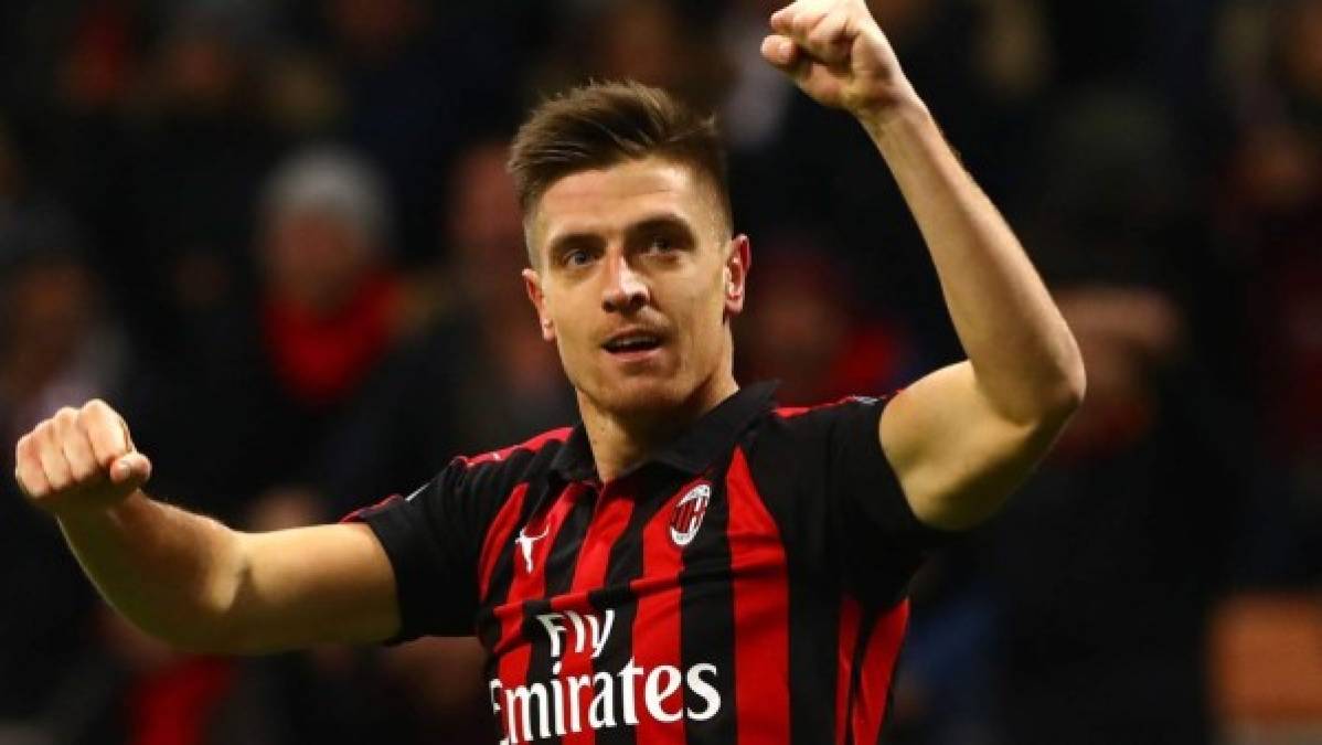 10. Krzysztof Piątek (AC Milan): El centro delantero polaco suma 22 goles (44 puntos) en la Serie A, a falta de una jornada para el final de temporada.