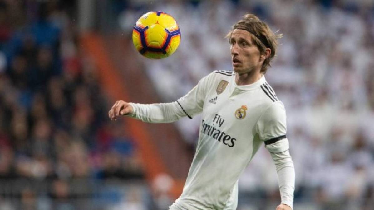 Luka Modric es el otro centrocampista de Zidane para su reestreno en el banquillo del Real Madrid.