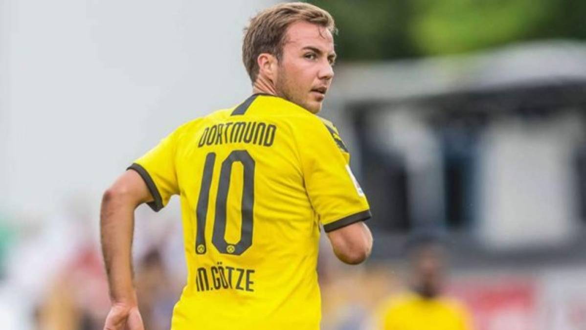 Mario Götze podría volver al Bayern Múnich, según informa el diario alemán Bild. El club bávaro ha pensado en recuperar al centrocamppista que se encuentra en el mercado como agente libre tras acabar su contrato con el Borussia Dortmund. El Bayern cree que sería un buen sustituto para Thiago Alcántara.