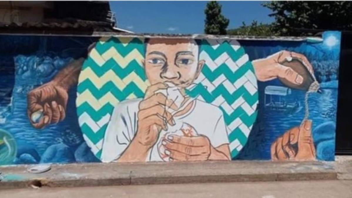 Los murales inspirados en las tradiciones y juegos de Honduras, así como de la belleza femenina de la zona abren una puerta para el desarrollo turístico del municipio de Santa Bárbara.