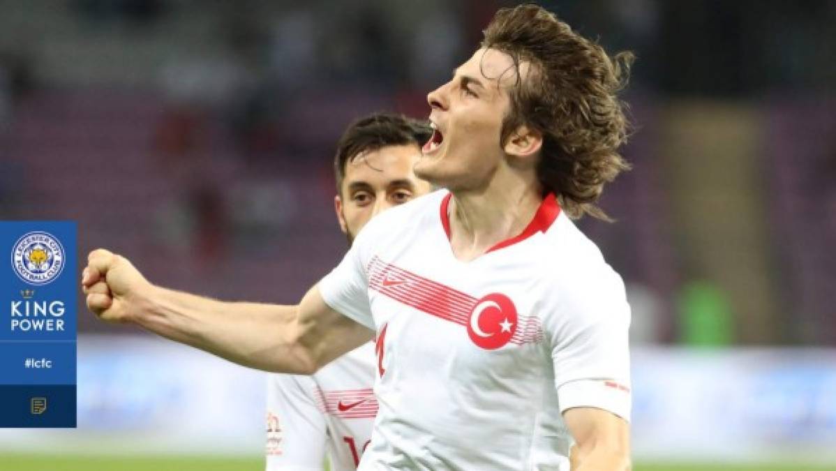 El Leicester ha fichado al central turco Çaglar Söyüncü por 21.100.000 €. Firma hasta junio de 2023.