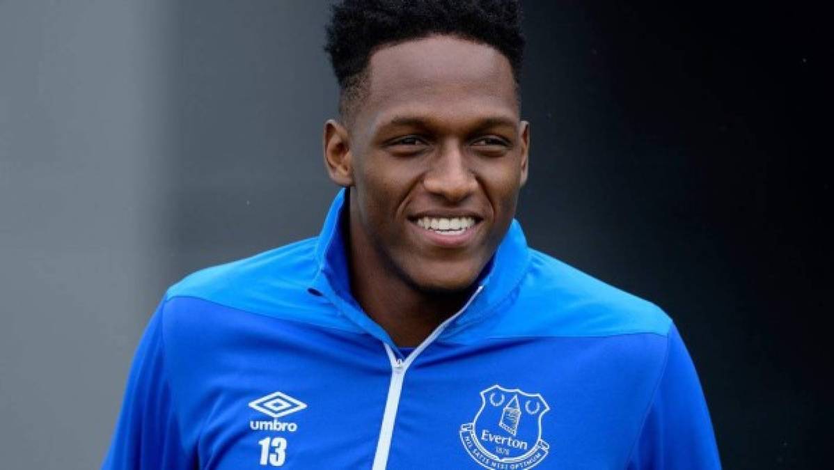 Yerry Mina: Según informa The Sun, el central colombiano está en la agenda del Valencia de España. El club español estaría dispuesto a pagar 15 millones de libras (unos 16,6 millones de euros) por el defensor que milita en el Everton.<br/>