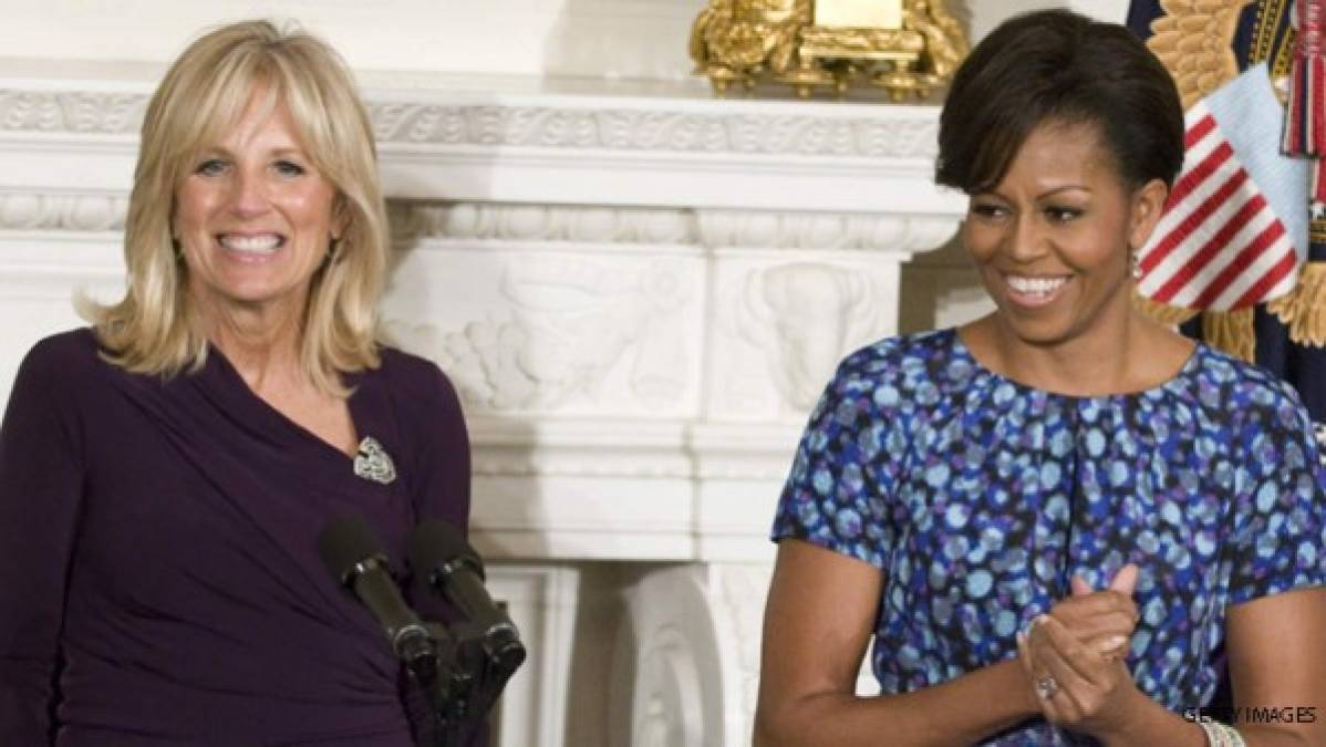 Jill llegó a proponer a Michelle como compañera de fórmula de su esposo en la vicepresidencia afirmando que es una mujer brillante, además de que ya conoce el camino '(...) Ella es una mujer muy buena. Los Obama son grandes amigos', dijo.