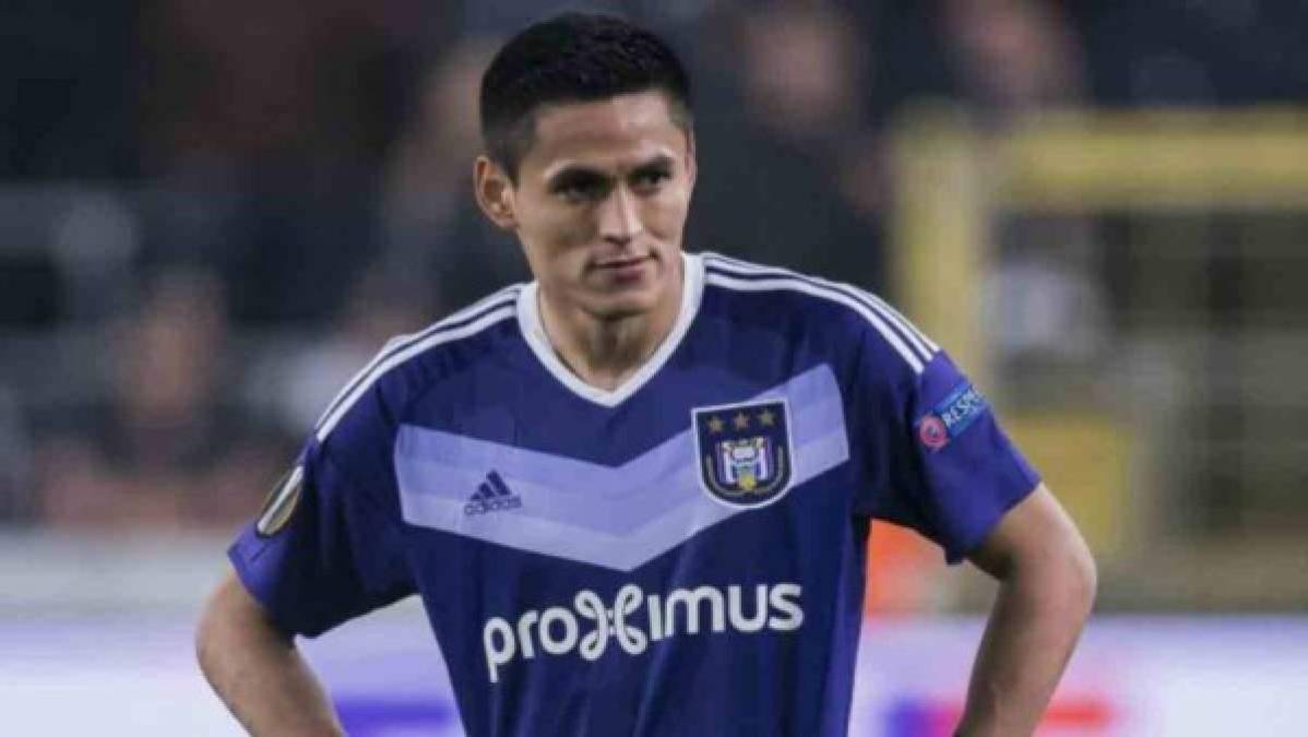 Andy Nájar: Según el portal voetbal24, aficionados de Anderlecht han creado una campaña para pedir el regreso del futbolista hondureño al conjunto belga. El catracho de 27 años de edad se quedó sin equipo luego de apenas una temporada con LAFC, equipo al que llegó en 2020 y con el que apenas pudo disputar 8 encuentros, pues sus lesiones mermaron su segunda etapa en la MLS y el equipo angelino decidió no renovar su contrato.