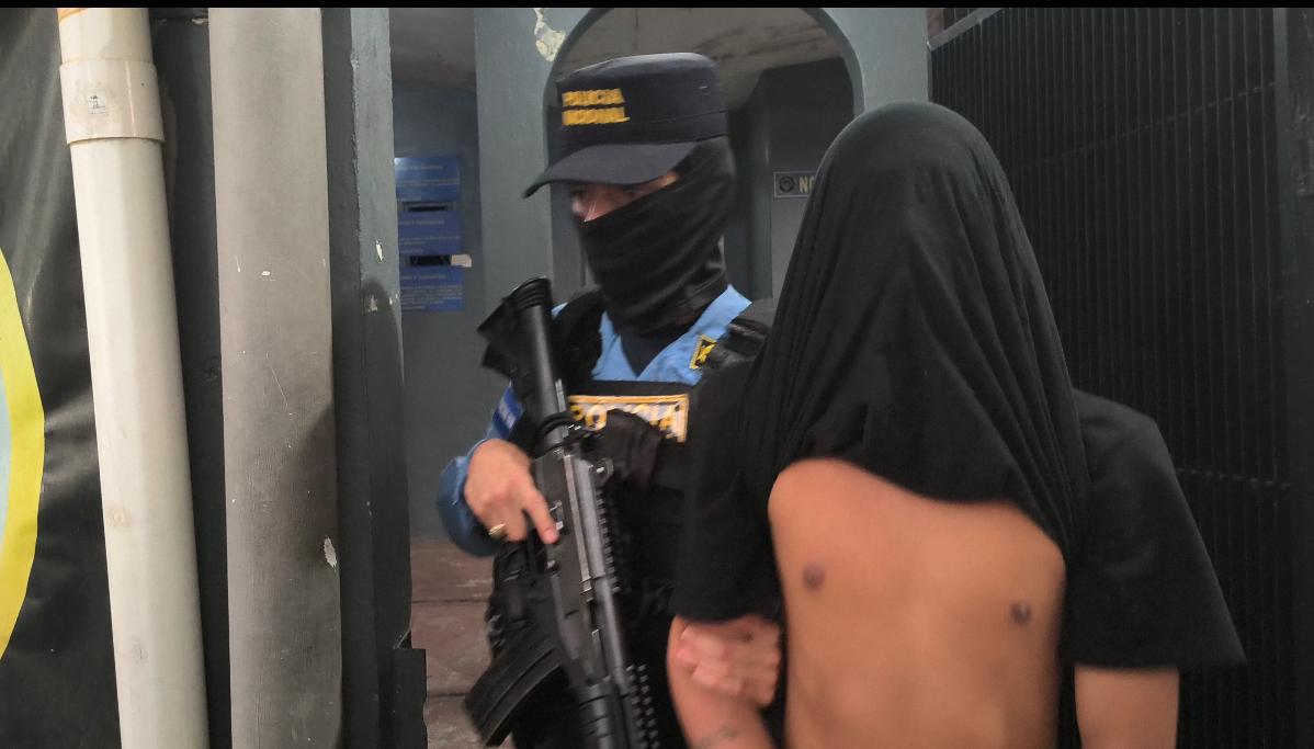 Cae “El Oso”, “Chombe” y “La Negra”, acusados de extorsionar a comerciantes en La Lima