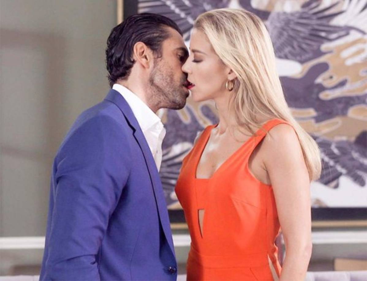 Mónica Robles y Tony Pastrana.