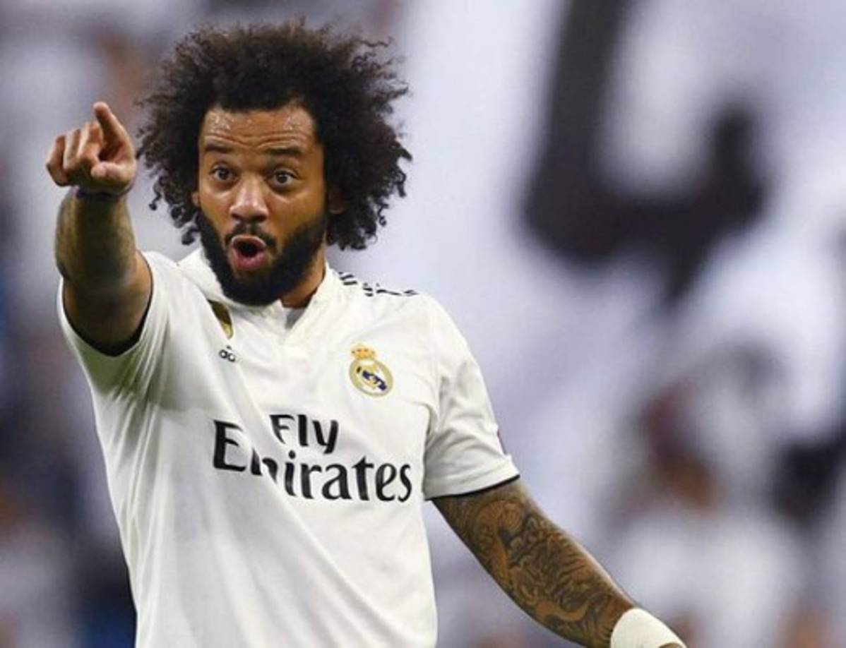 Marcelo: El brasileño ha recuperado su condición física y será lateral por la banda izquierda.