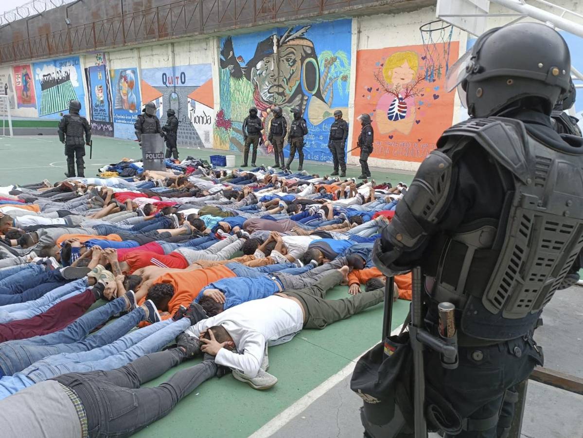 Matan en atentado a director de cárcel de Ecuador escenario de reciente masacre