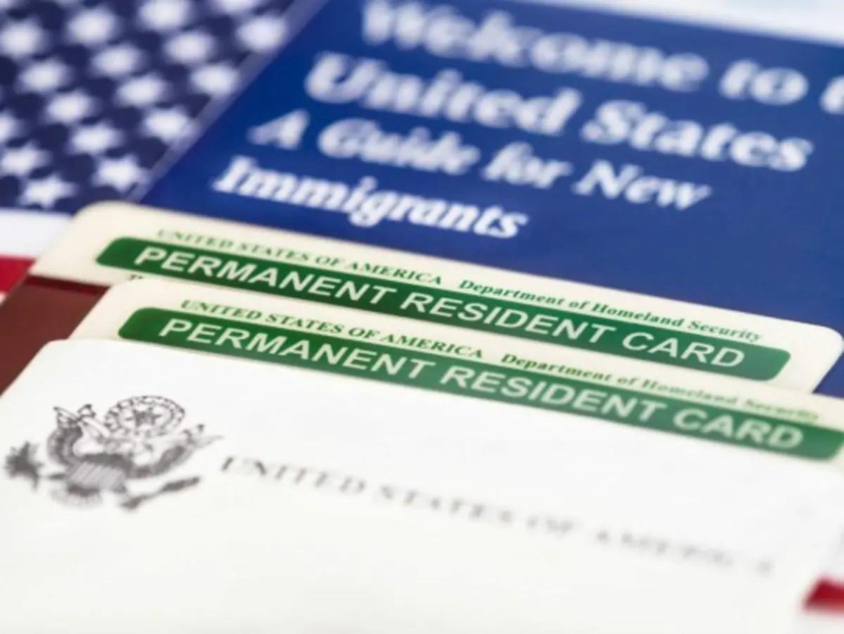 Green Card: la nueva regla sobre “carga pública” que deben conocer los hondureños