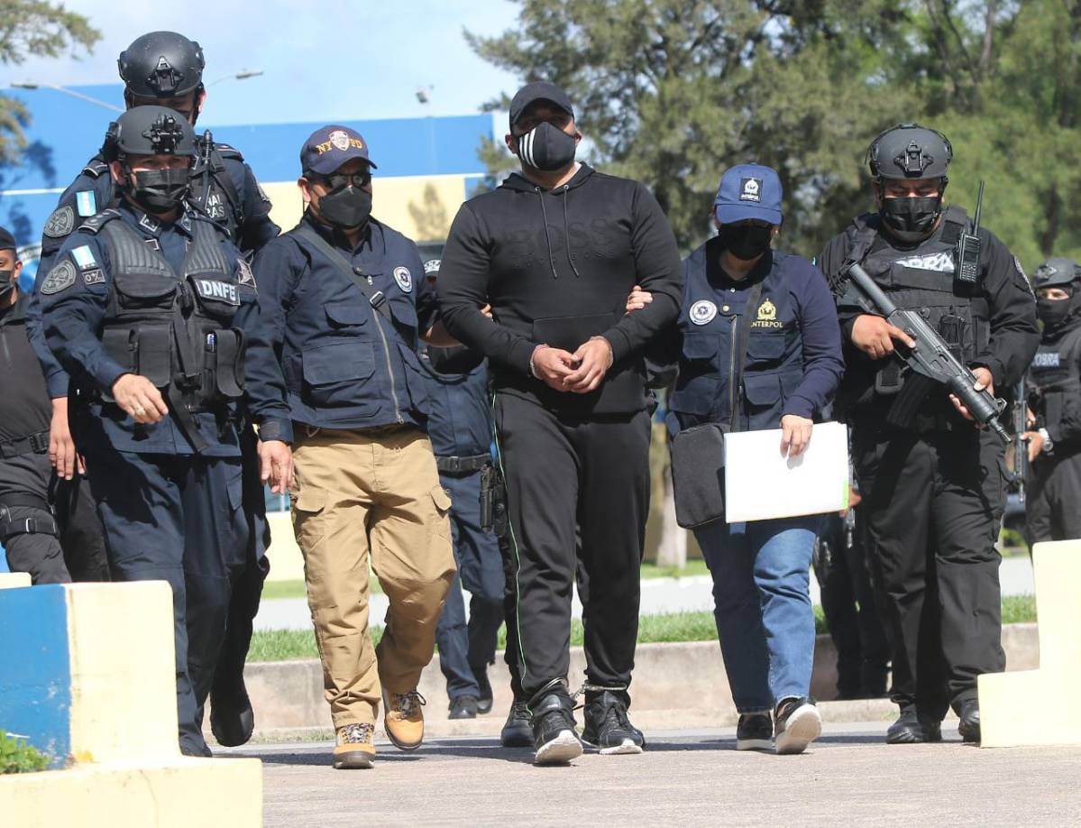 A su llegada lució un perfecto estado físico. 