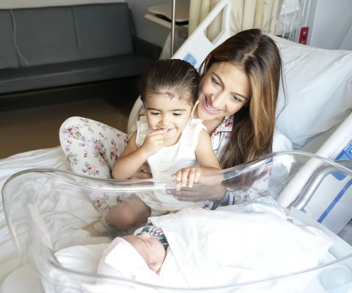 Maity Interiano celebra el segundo cumpleaños de su primogénita