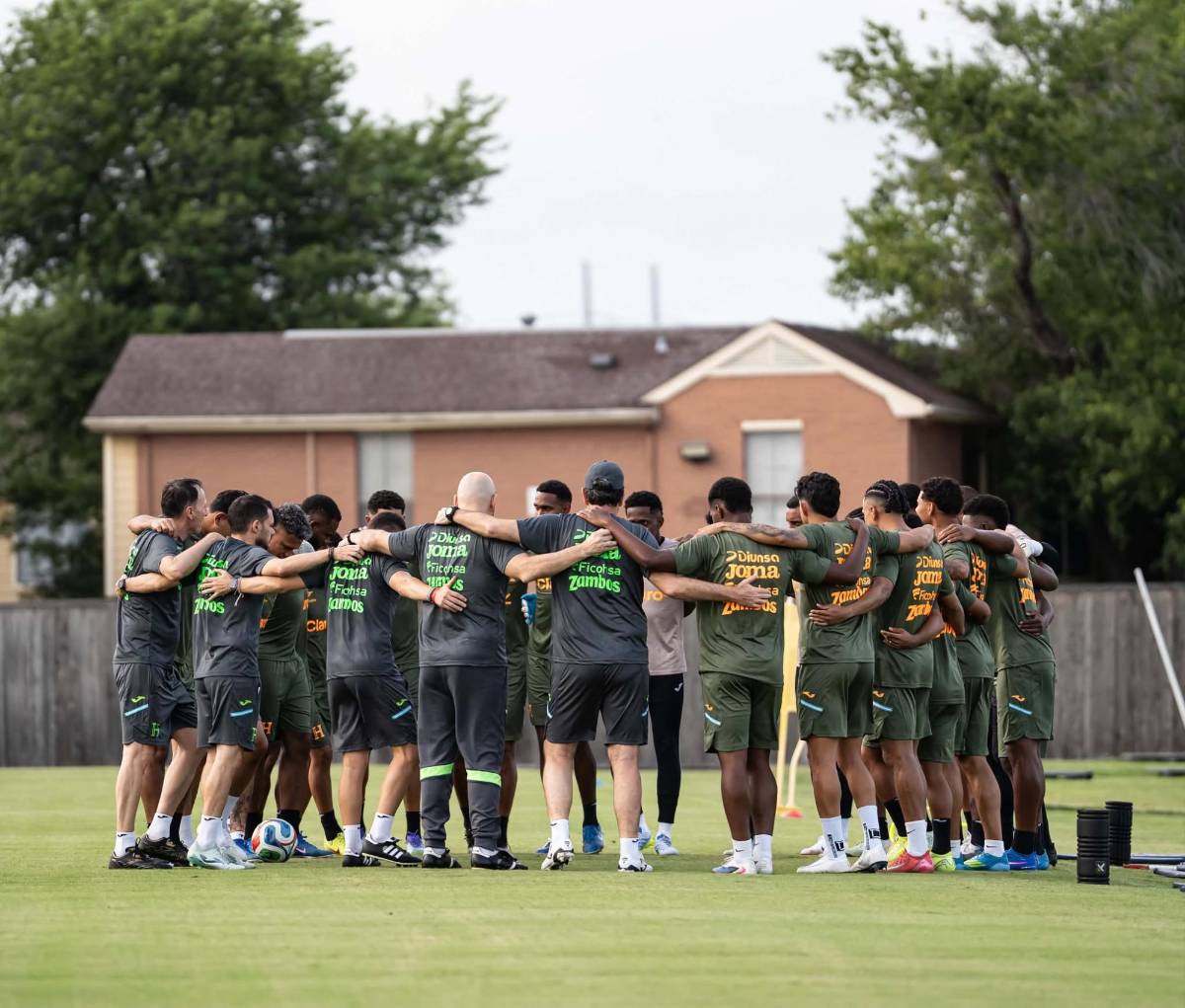 Honduras entrenó en Houston: imágenes de Keyrol, Dereck presente y las ausencias